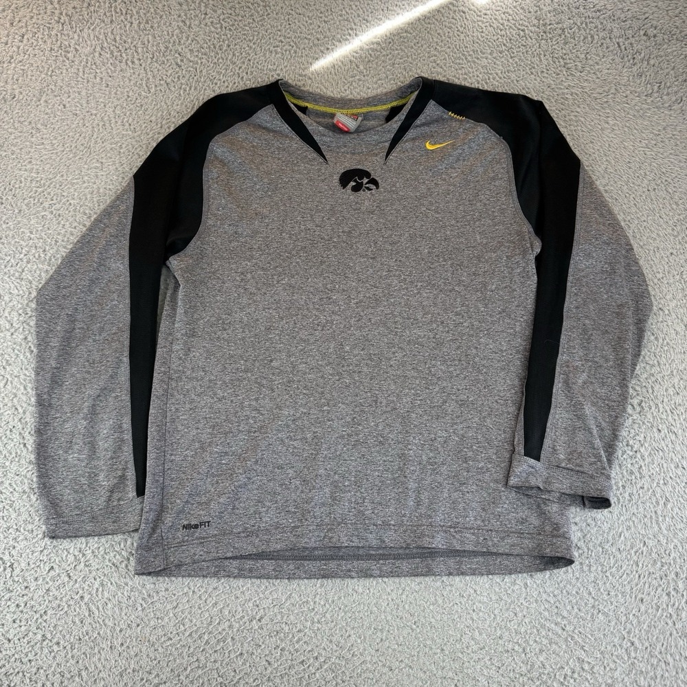 Iowa Hawkeyes Shirt Men's Small Gray Nike Team Long Sleeve V Neck Vintage Fit